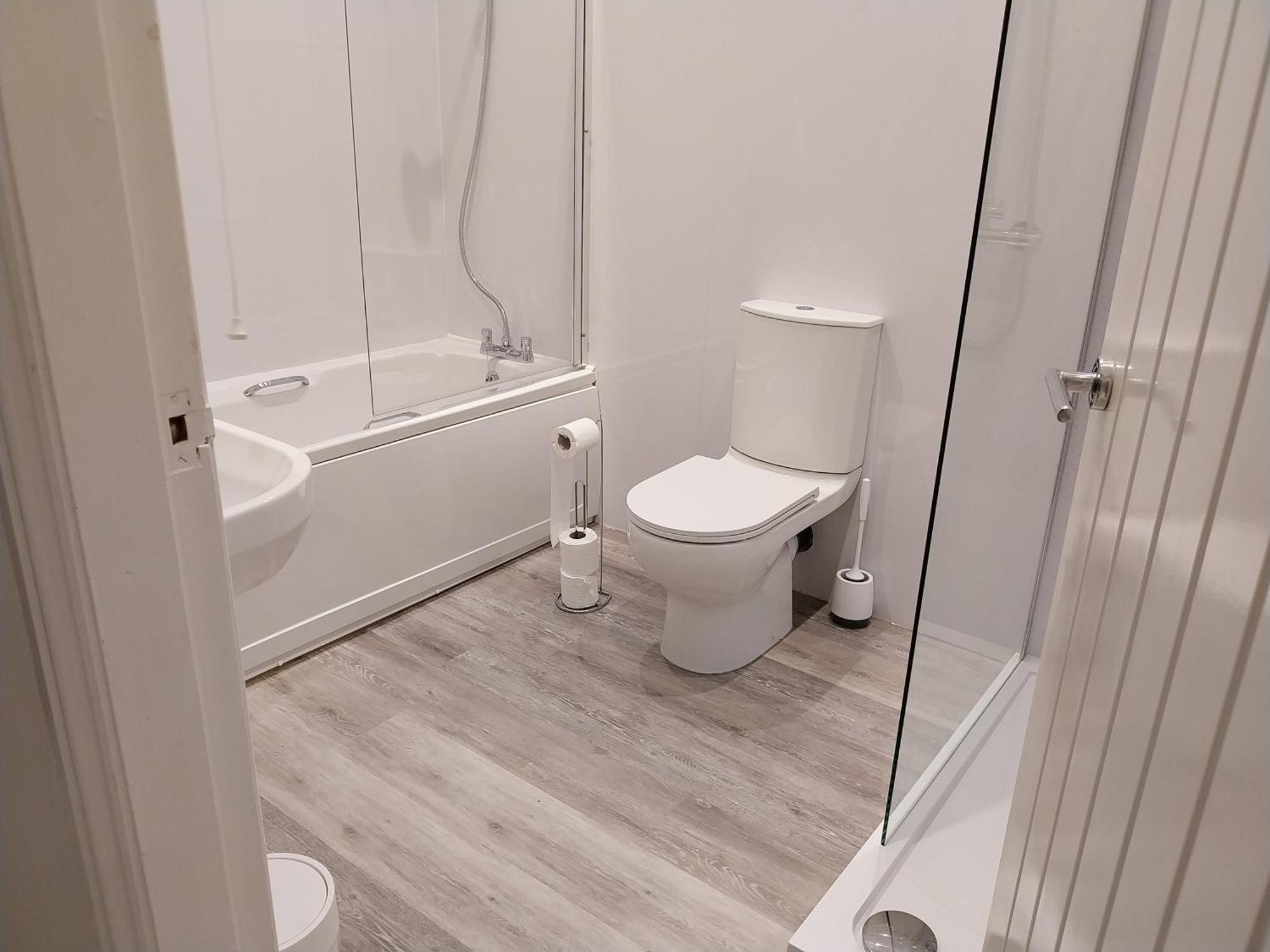 21 Of Wales Terrace - 2 Bed Ground Floor Flat Apartment Scarborough