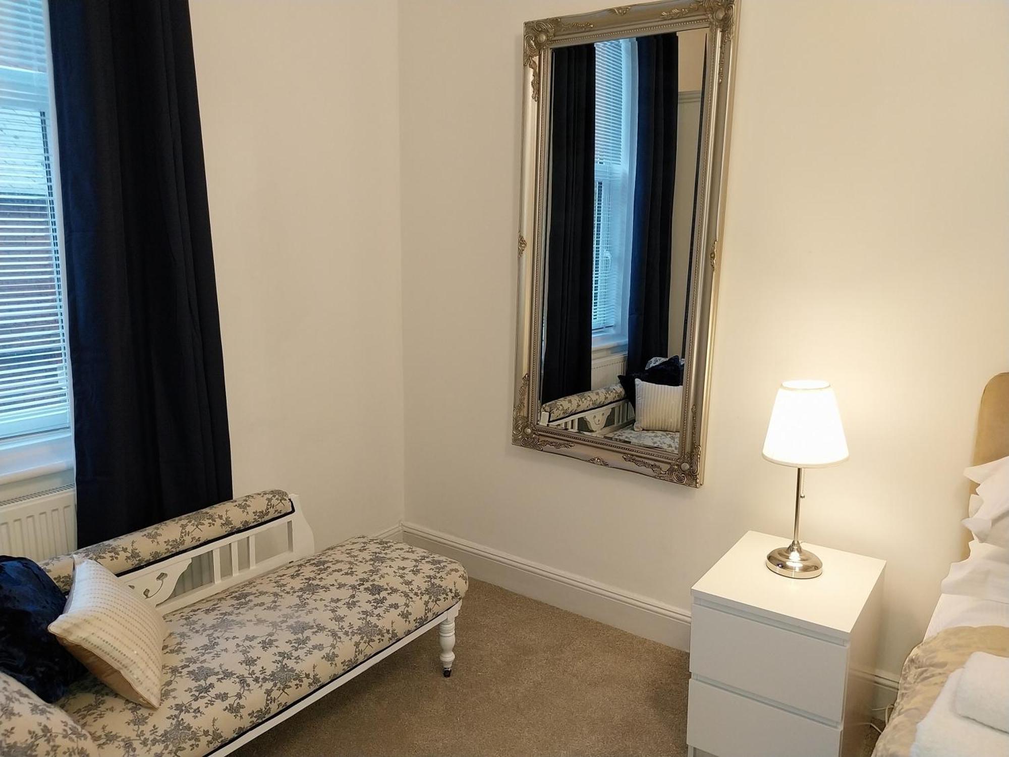21 Of Wales Terrace - 2 Bed Ground Floor Flat Scarborough